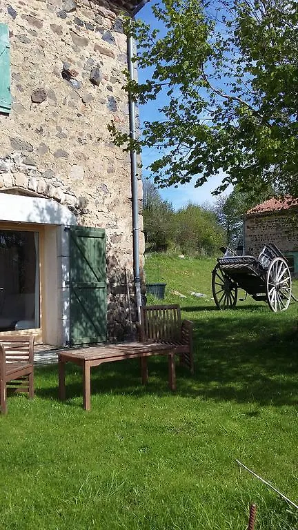 Auberge Les Liards Égliseneuve-des-Liards